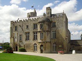 Chateau de creully 2.JPG