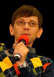 DJ Qualls (cropped).jpg