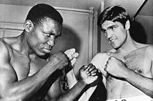 Dick Tiger vs Nino Benvenuti 1969.jpg