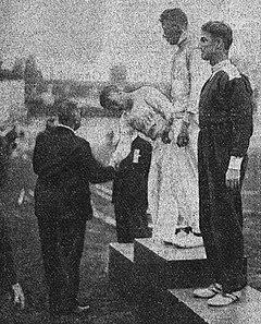 De G. à D. Yrjö Nikkanen (2e), Matti Järvinen (1er) et József Várszegi (3e) au lancement du javelot des championnats d'Europe 1938.jpg