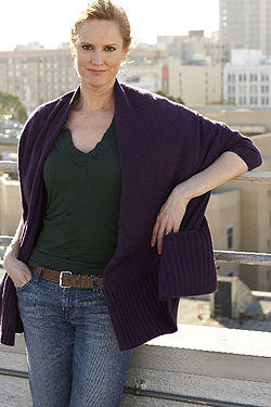 Melissa Rosenberg posed.jpg