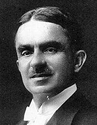 Iliaz Vrioni 1932.jpg