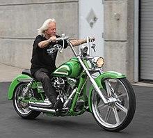 Arlen Ness cropped.jpg