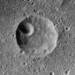 Fischer crater AS16-M-0059.jpg