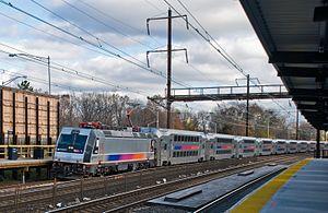 NJT 4603 at Metropark station, November 2008.jpg