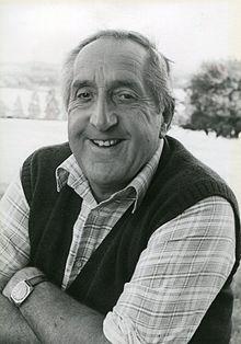 Ted Moult 1984.jpg