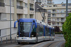 Bombardier TVR n°523 TWISTO - Boulevard Leroy.JPG