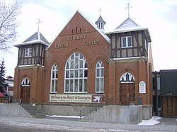 Hillhurst United Church on Kensington Close
