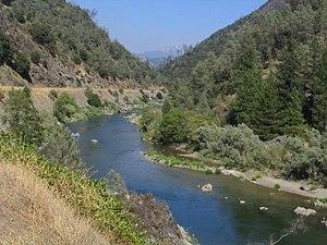 Trinity River Highway 299.jpg