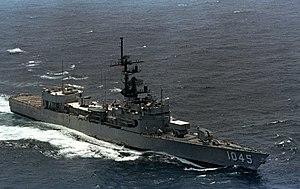 USS Davidson (FF-1045) underway in the Indian Ocean on 1 May 1983 (6378958).jpg