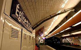 GM Metro Station Eglise de Pantin 01c02.jpg