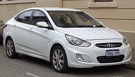 2012 Hyundai Accent (RB) Premium sedan (2018-10-01) 01.jpg
