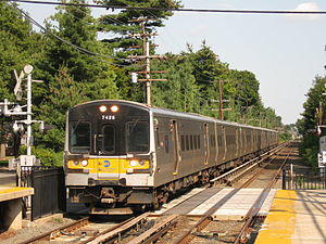 LIRR Bombardier M-7 7425 train 757.jpg