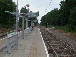 Phipps Bridge tramstop look east.JPG