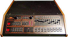 Linn LM-1 Drum Computer.jpg