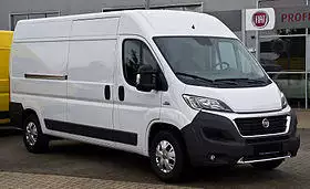 Fiat Ducato Kastenwagen 130 Multijet (III, Facelift) – Frontansicht, 13. Juli 2014, Düsseldorf.jpg