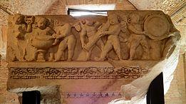 Frieze-archivatre representing Cupids, from the first order of the cells internal decoration from the Temple of Venus Genetrix in the Forum of Caesar, Trajanic age, 113 AD, Museo dei Fori Imperiali, Rome (8070749843).jpg