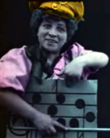 Julienne mathieu-portrait.png