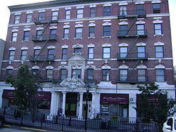 Yonkers - 2013 019 - Phillipsburgh Building, 2-8 Hudson Street.JPG