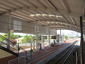 OIC victoria park stn inside.jpg