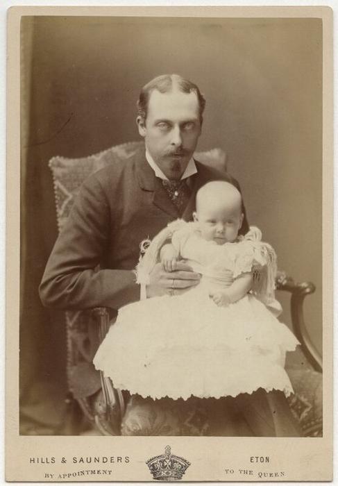 Prince Leopold, Duke of Albany, with daughter Alice.jpg