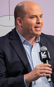 Brian Stelter @ SXSW 2019 (47300407302) (cropped).jpg