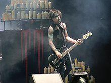 Rob Holliday performing with Marilyn Manson at the Southside Festival in Germany, 2007