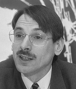 Jo Ritzen 1986 (1).jpg