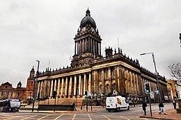 Leeds Town Hall (geograph 5671640).jpg
