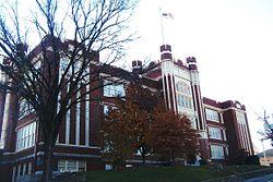 OldHotSpringsHighSchool.jpg