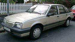 Opel Ascona C front 20071004.jpg