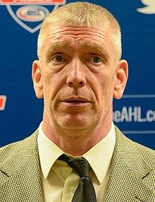 Mike Stothers (40259270692) (cropped).jpg