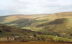 Bents House and Crackpot.jpg