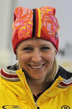 Cathleen Martini bei der Olympia-Einkleidung Erding 2014 (Martin Rulsch) 01.jpg