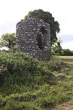 Maghera Round Tower, May 2011 (09).JPG
