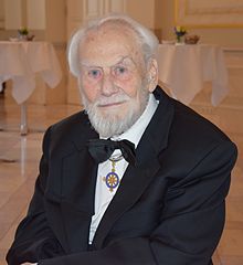 Hermann Haken, Pour le Merite 2014.jpg