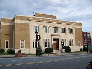 Caldwell County Courthouse in Lenoir