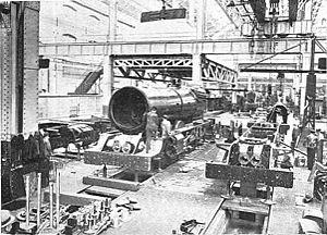 Kings under construction at Swindon (CJ Allen, Steel Highway, 1928).jpg