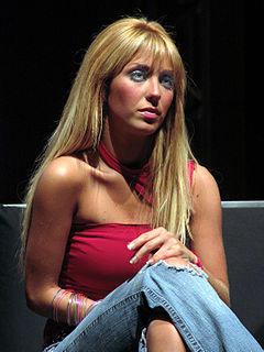 Anahí.jpg