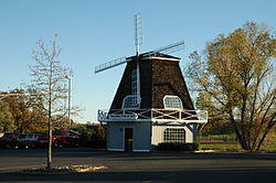 Windmill, Downtown Palo Cedro