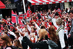 Oslo 17 mai 2010.jpg