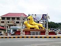 Golden Lions roundabout Sihanoukville Cambodia.jpg