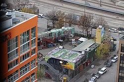 Blick auf den Eingangsbereich des Werksviertel.jpg