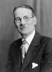 Bob Semple, 1935.jpg