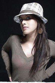 Lougee Wiki Photo.jpg