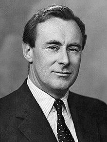 Sir-Stephen-Lewis-Edmonstone-Hastings.jpg