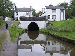 Preston Brook tunnel - geograph.org.uk - 532964.jpg