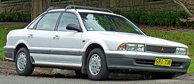 1991-1994 Mitsubishi Magna (TR) Executive sedan (2011-04-02) 01.jpg