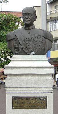Gustavo Rojas Pinilla-Busto-Medellin.JPG