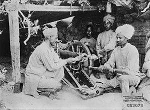 Indian 10 pounder mountain gun and crew Gallipoli AWM C02073.jpg